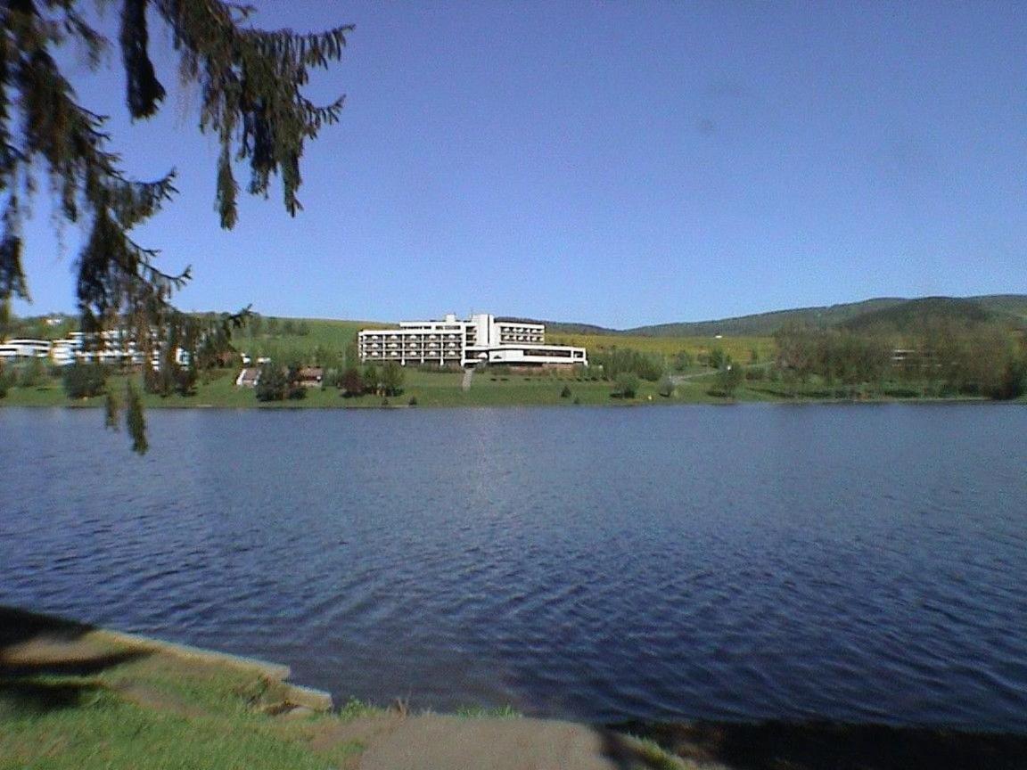 Hotel Adamantino Luhačovice Dış mekan fotoğraf