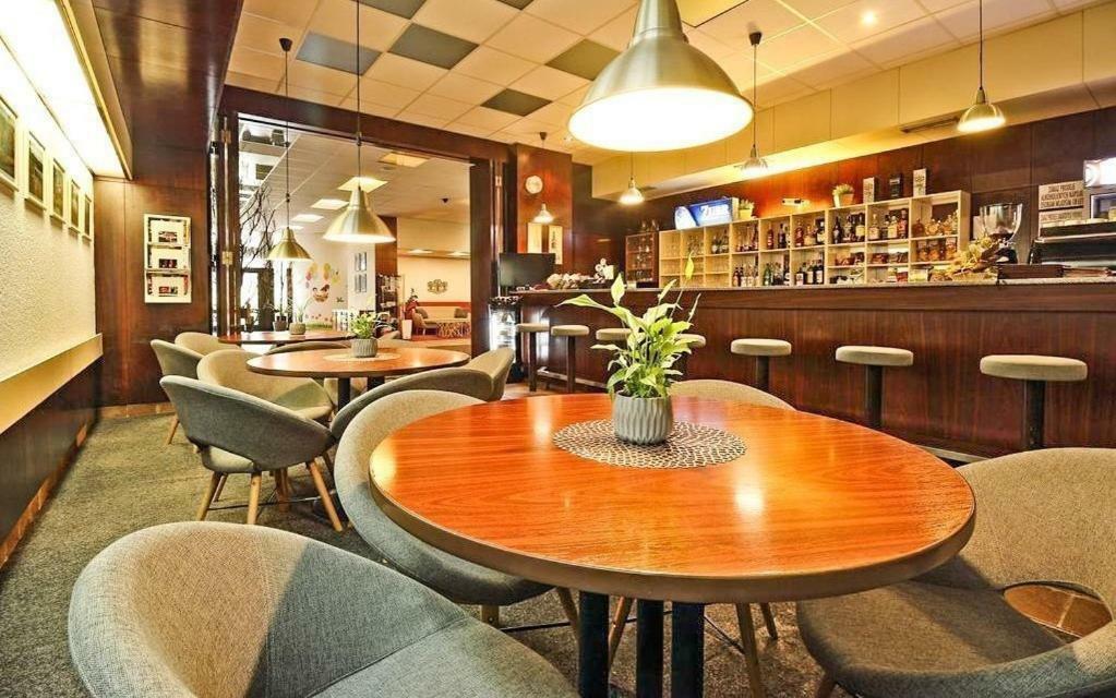 Hotel Adamantino Luhačovice Dış mekan fotoğraf